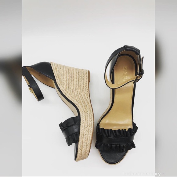 Michael Kors Bella Ruched Leather Wedge Sandal - Picture 4 of 5